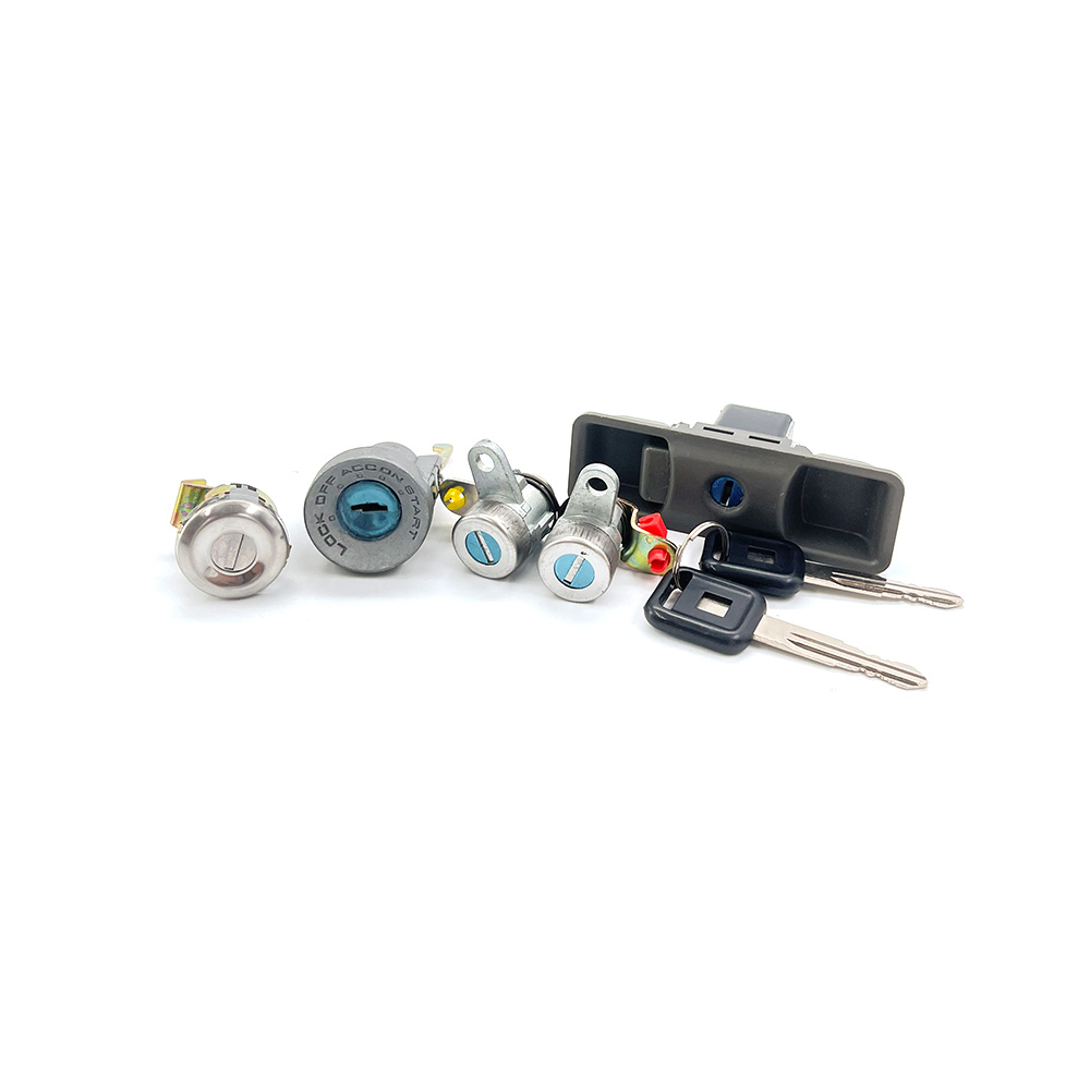 Lock Set Isuzu for ISUZU KB280 LWB/SWB/DC — view 1